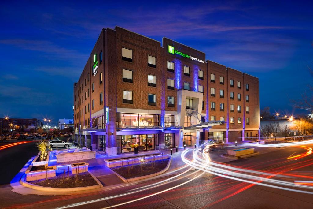 Holiday Inn Express & Suites Oklahoma City Downtown - Bricktown an IHG Hotel Main image 1